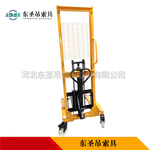 液壓堆高車使用輕巧便捷與設計方案何關系？--河北東圣吊索具制造有限公司--小型攪拌機|石材夾具|液壓堆高車|手動叉車